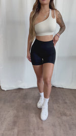 Alisa Seamless Shorts (Black)