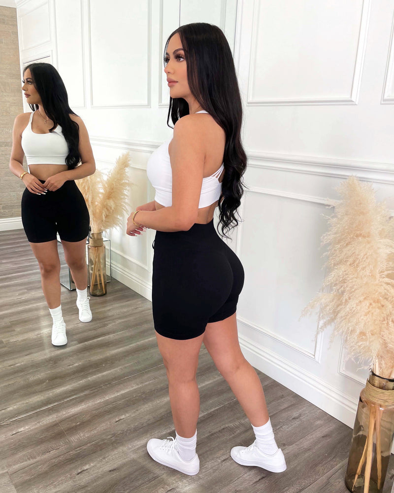 Dreamy Ribbed Shorts