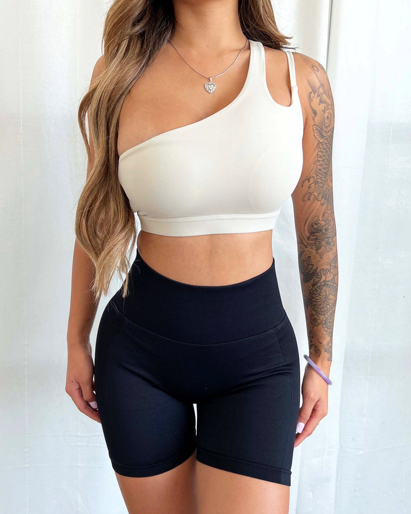 Janie Lifting Contour Shorts (Black)