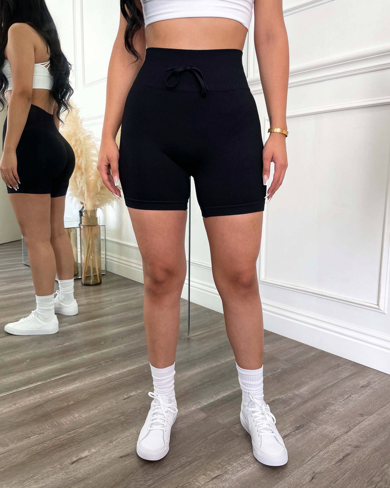 Dreamy Ribbed Shorts