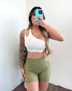 Janie Lifting Contour Shorts (Sage)