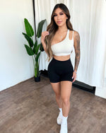 Alisa Seamless Shorts (Black)